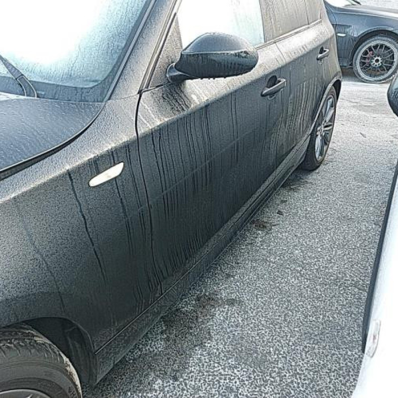 Pare choc arriere BMW SERIE 1 E87 Photo n°8