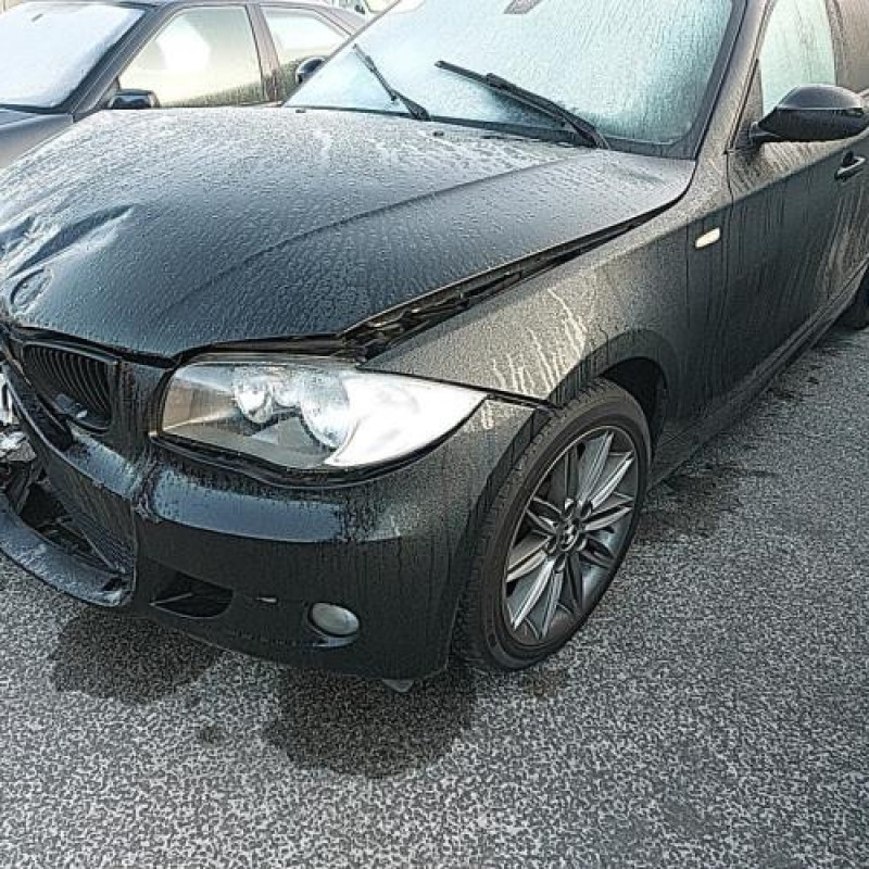 Pare choc arriere BMW SERIE 1 E87 Photo n°11