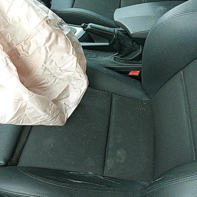 Pare choc arriere BMW SERIE 1 E87 Photo n°17