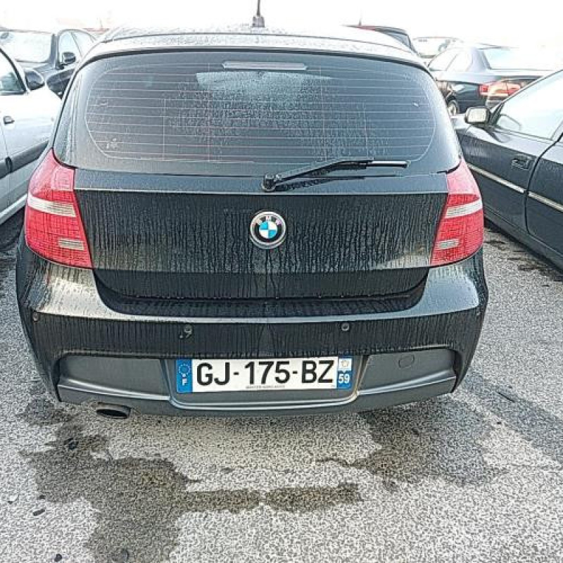 Pare choc arriere BMW SERIE 1 E87 Photo n°19