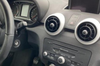 Pare choc arriere AUDI A1 1