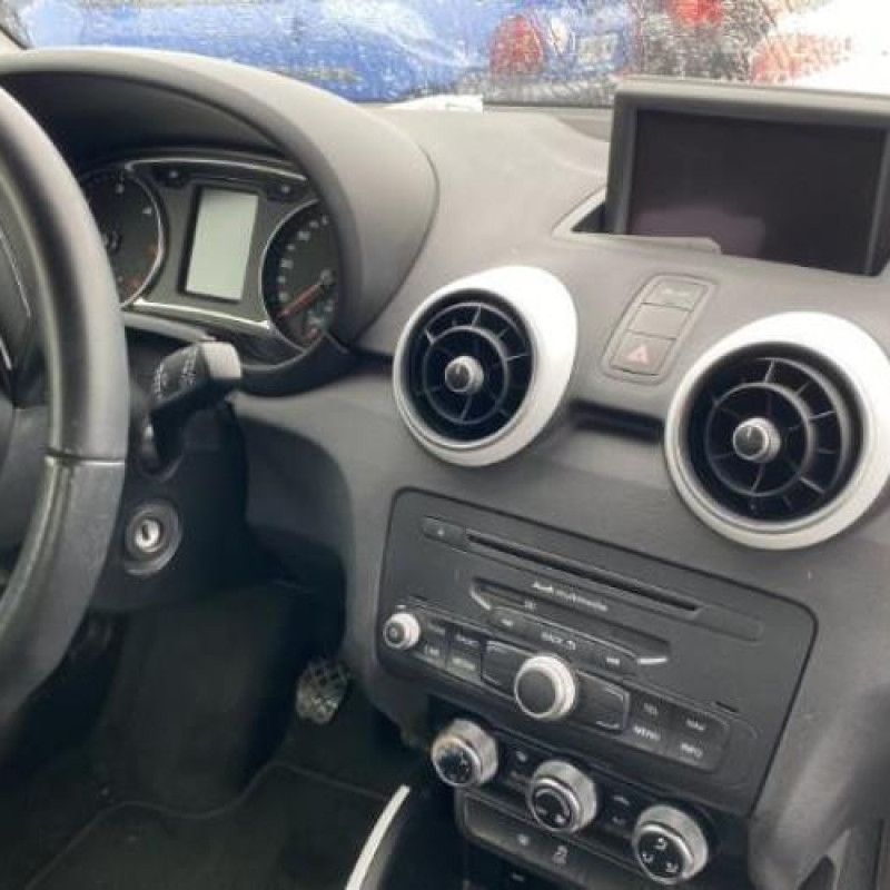 Pare choc arriere AUDI A1 1 Photo n°14