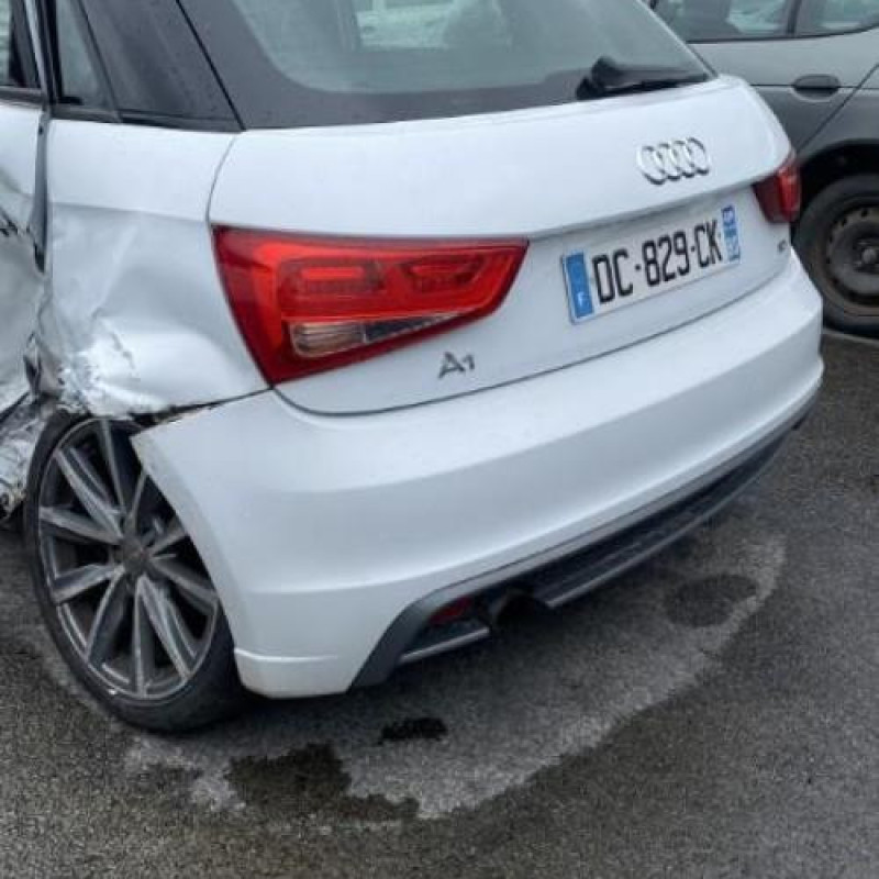 Pare choc arriere AUDI A1 1 Photo n°19