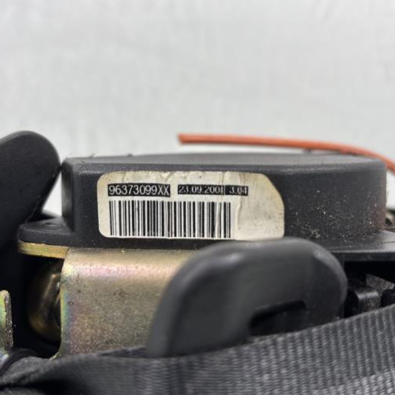 Pretensionneur de ceinture avant droit PEUGEOT 307 Photo n°4