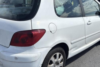 Pretensionneur de ceinture avant droit PEUGEOT 307