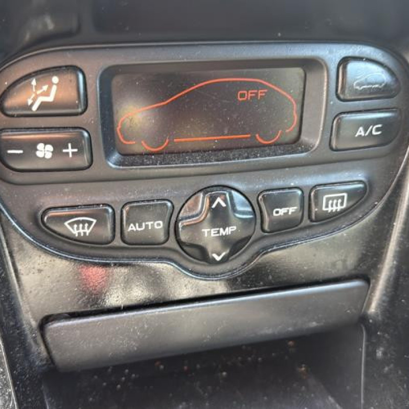 Pretensionneur de ceinture avant droit PEUGEOT 307 Photo n°19