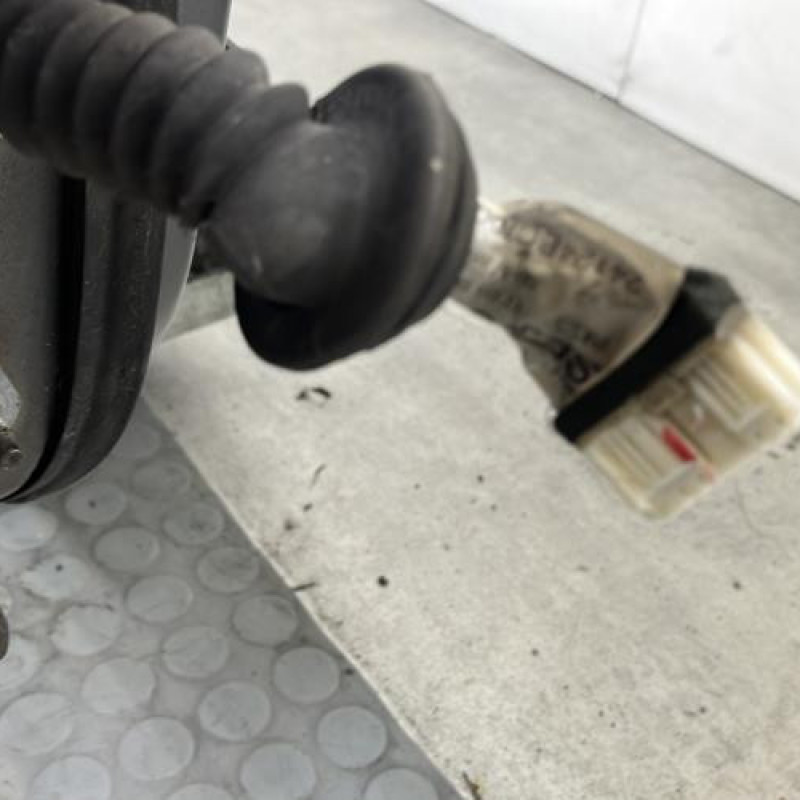 Porte avant droit NISSAN MICRA 3 Photo n°6