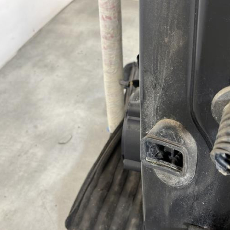 Porte arriere gauche PEUGEOT 5008 1 Photo n°3