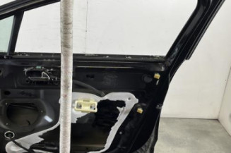 Porte avant droit PEUGEOT 5008 1