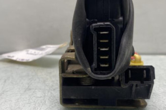 Serrure avant gauche RENAULT R19