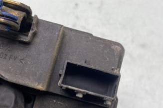 Serrure avant gauche CITROEN BERLINGO 1