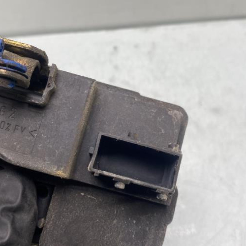 Serrure avant gauche CITROEN BERLINGO 1 Photo n°3