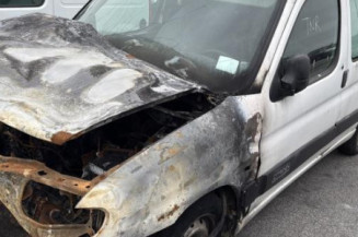 Serrure avant gauche CITROEN BERLINGO 1