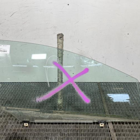 Vitre avant droit TOYOTA AVENSIS 3 Photo n°1