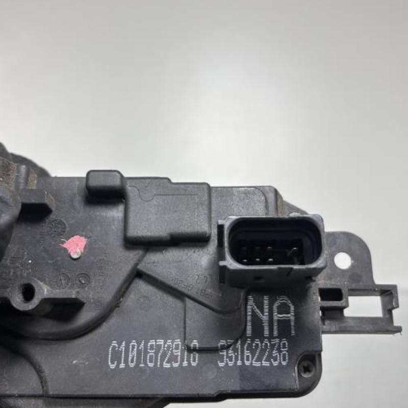 Serrure avant gauche OPEL TIGRA 2 Photo n°6