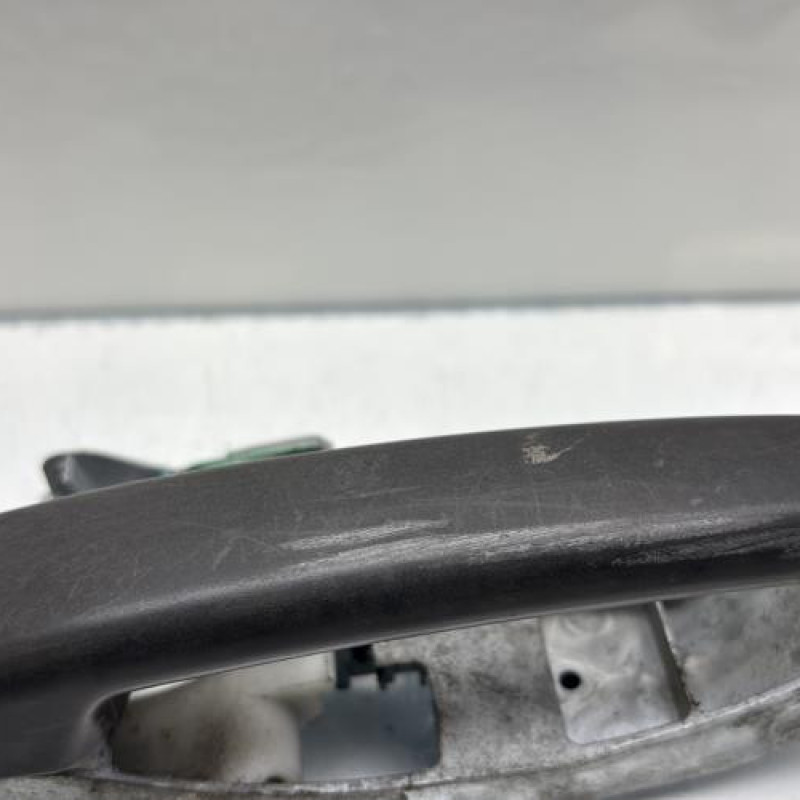 Poignee porte avant droit CITROEN JUMPY 2 Photo n°3