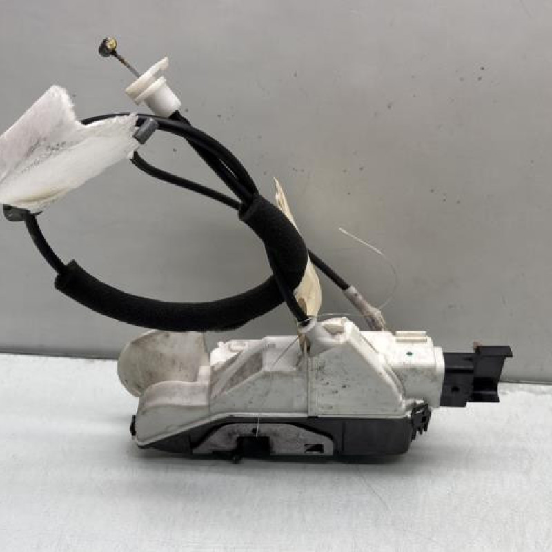 Serrure avant gauche PEUGEOT 3008 1 Photo n°5