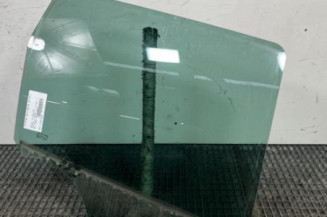 Vitre arriere droit DACIA DUSTER 1 Photo n°1