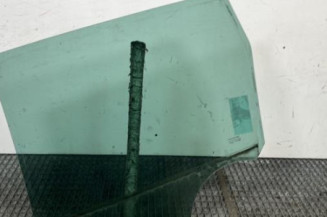 Vitre arriere droit DACIA DUSTER 1