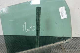 Vitre arriere gauche DACIA DUSTER 1 Photo n°1