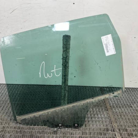 Vitre arriere gauche DACIA DUSTER 1 Photo n°1