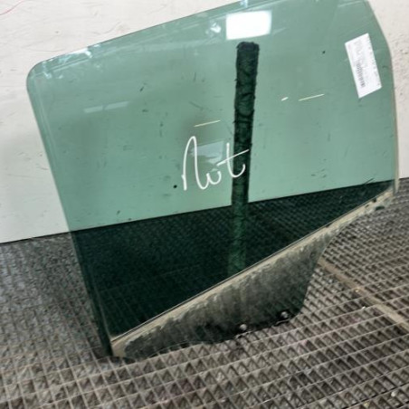 Vitre arriere gauche DACIA DUSTER 1
