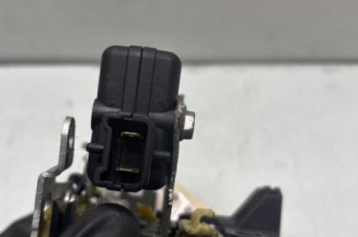 Serrure avant gauche DACIA DUSTER 1