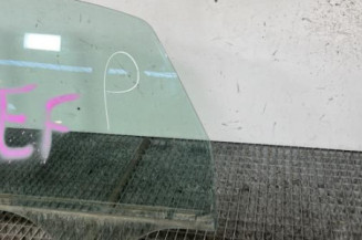 Vitre avant droit PEUGEOT 1007
