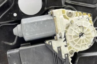 Leve vitre electrique avant droit VOLKSWAGEN NEW BEETLE 1