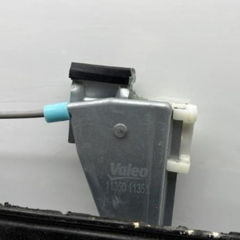 Leve vitre electrique avant droit VOLKSWAGEN NEW BEETLE 1 Photo n°7