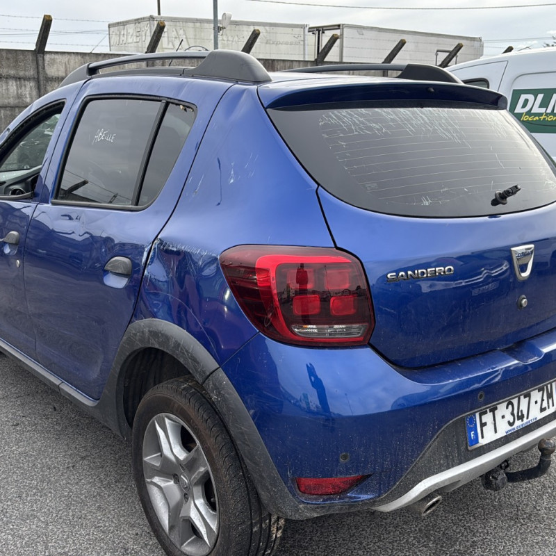 DACIA SANDERO 2 PHASE 2 1.0i - 12V TURBO SCE 100 Photo n°4