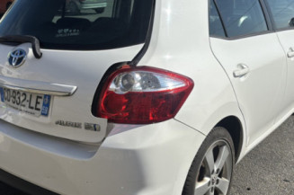 TOYOTA AURIS 1 PHASE 2 1.8i - 16V HYBRID