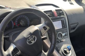 TOYOTA AURIS 1 PHASE 2 1.8i - 16V HYBRID