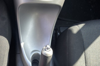 TOYOTA AURIS 1 PHASE 2 1.8i - 16V HYBRID