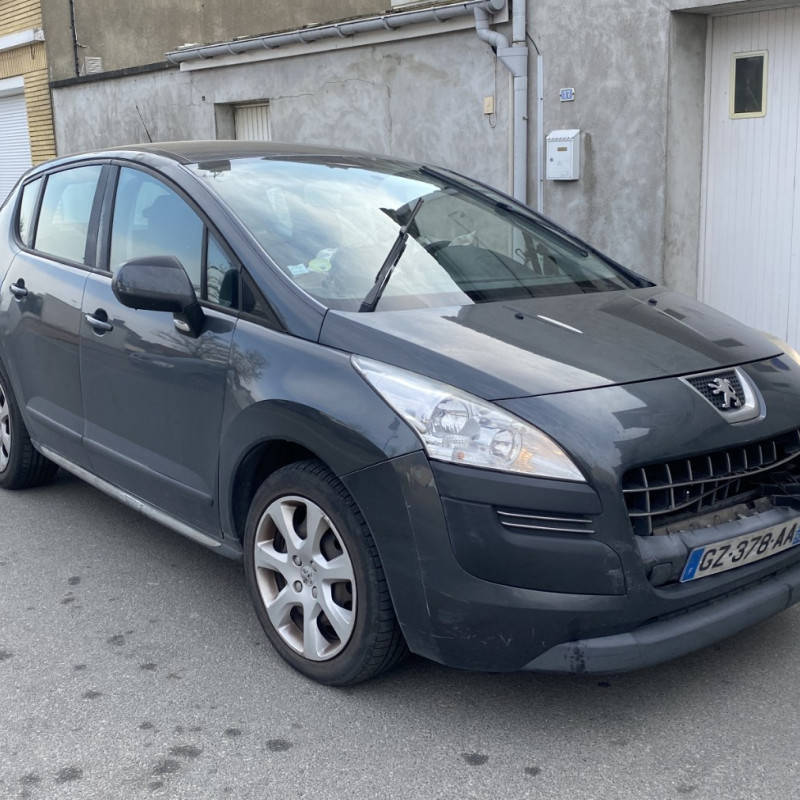 PEUGEOT 3008 1 PHASE 1 1.6 HDI - 8V TURBO Photo n°2