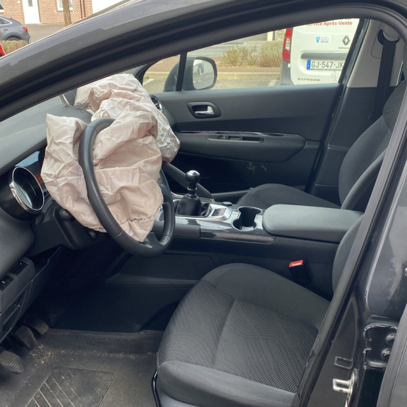 PEUGEOT 3008 1 PHASE 1 1.6 HDI - 8V TURBO Photo n°7