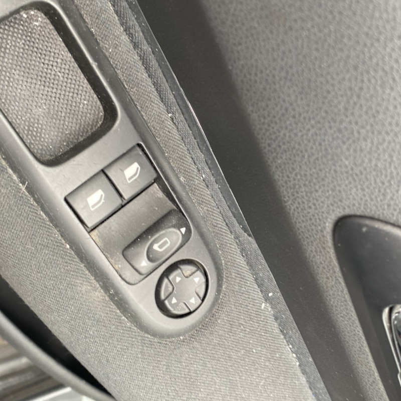 PEUGEOT 3008 1 PHASE 1 1.6 HDI - 8V TURBO Photo n°21