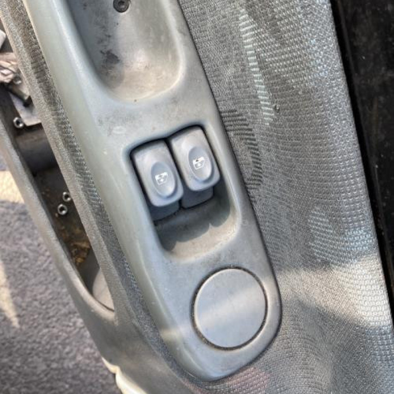 Vitre avant droit RENAULT TWINGO 1 Photo n°14