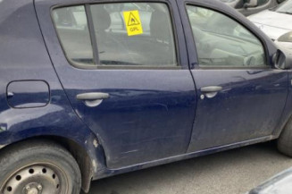 Pare boue avant droit DACIA SANDERO 1