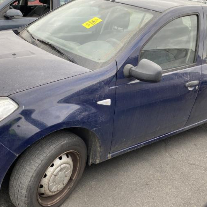 Pare boue avant droit DACIA SANDERO 1 Photo n°12