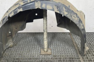 Pare boue arriere droit PEUGEOT 208 2 Photo n°1