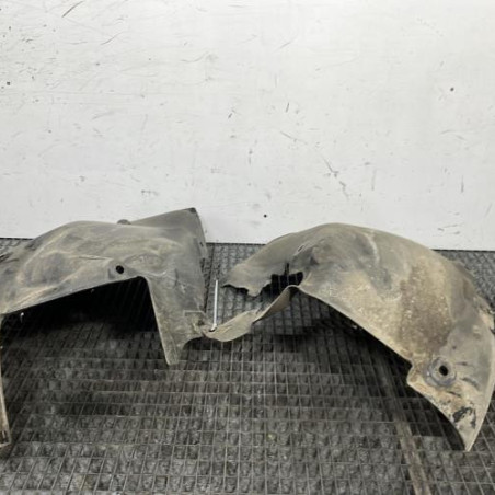 Pare boue avant droit RENAULT SCENIC 2