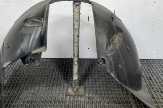 Pare boue avant droit DACIA SANDERO 1