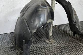 Pare boue avant droit DACIA SANDERO 1