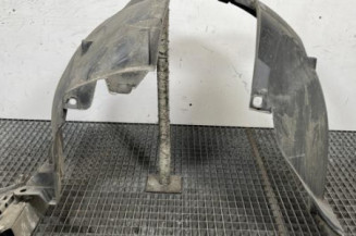 Pare boue avant droit DACIA SANDERO 2 Photo n°1