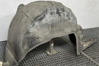 Pare boue arriere droit PEUGEOT 5008 1