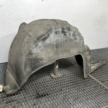 Pare boue arriere droit PEUGEOT 5008 1