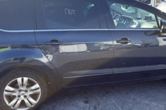 Pare boue arriere gauche PEUGEOT 5008 1