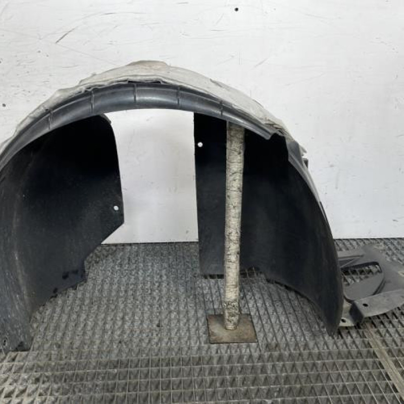 Pare boue avant droit CITROEN DS3 Photo n°4