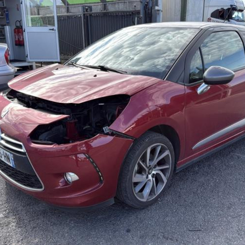 Pare boue avant droit CITROEN DS3 Photo n°5